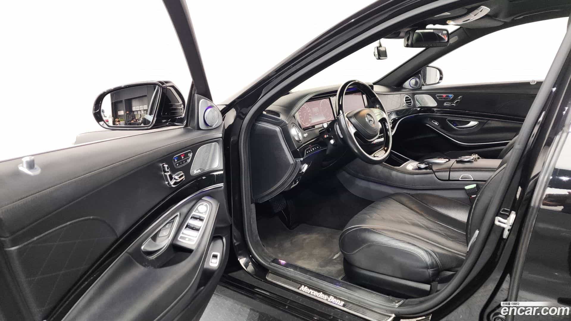S-Class Mercedes-Benz 2015.3-INNER-010