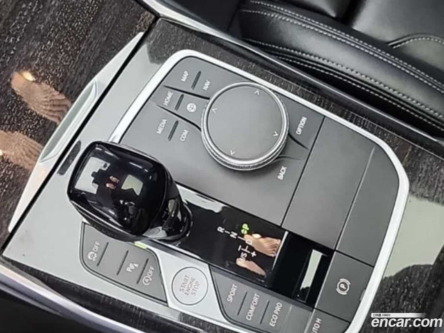 3-Series BMW 2022.6-INNER-008