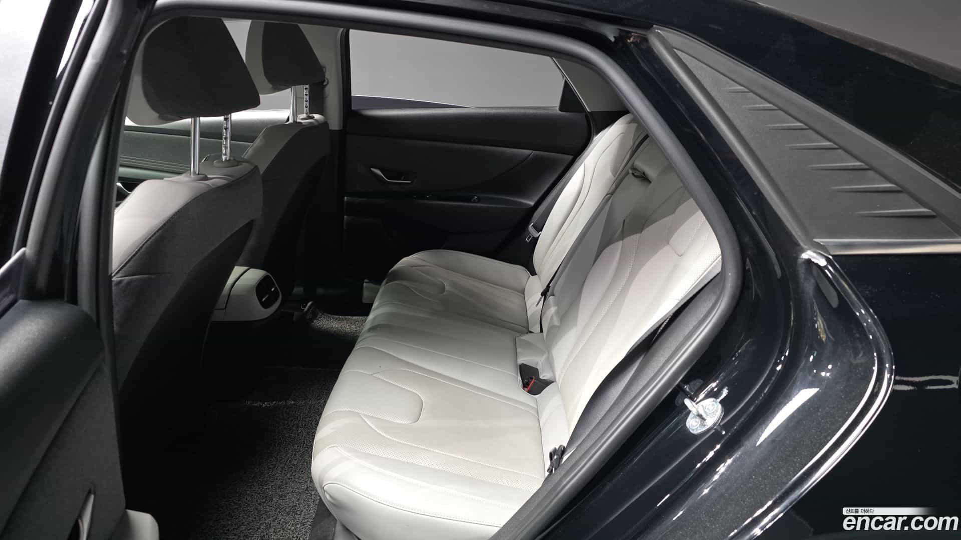 AVANTE Hyundai 2021.8-INNER-036