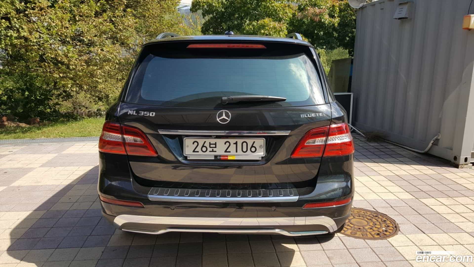 M-class Mercedes-Benz 2012.7-OUTER-002