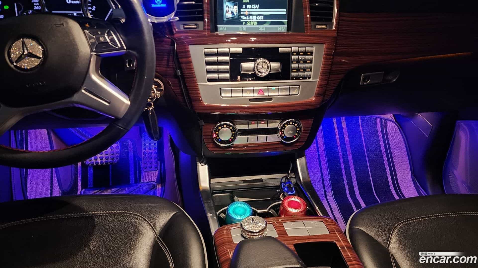 M-class Mercedes-Benz 2012.7-OPTION-016