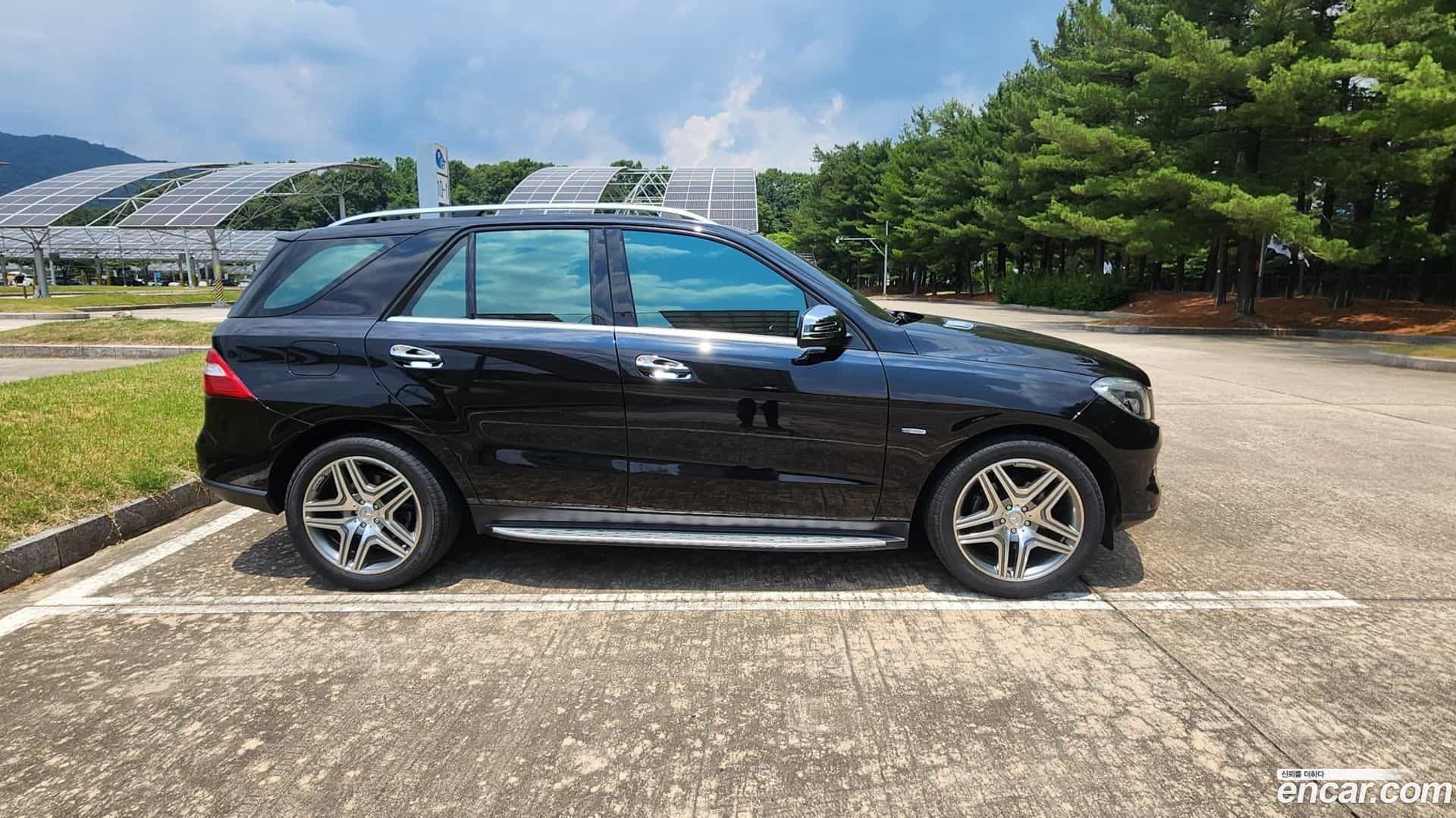 M-class Mercedes-Benz 2012.7-OPTION-022