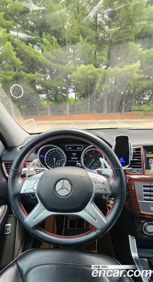 M-class Mercedes-Benz 2012.7-OPTION-024