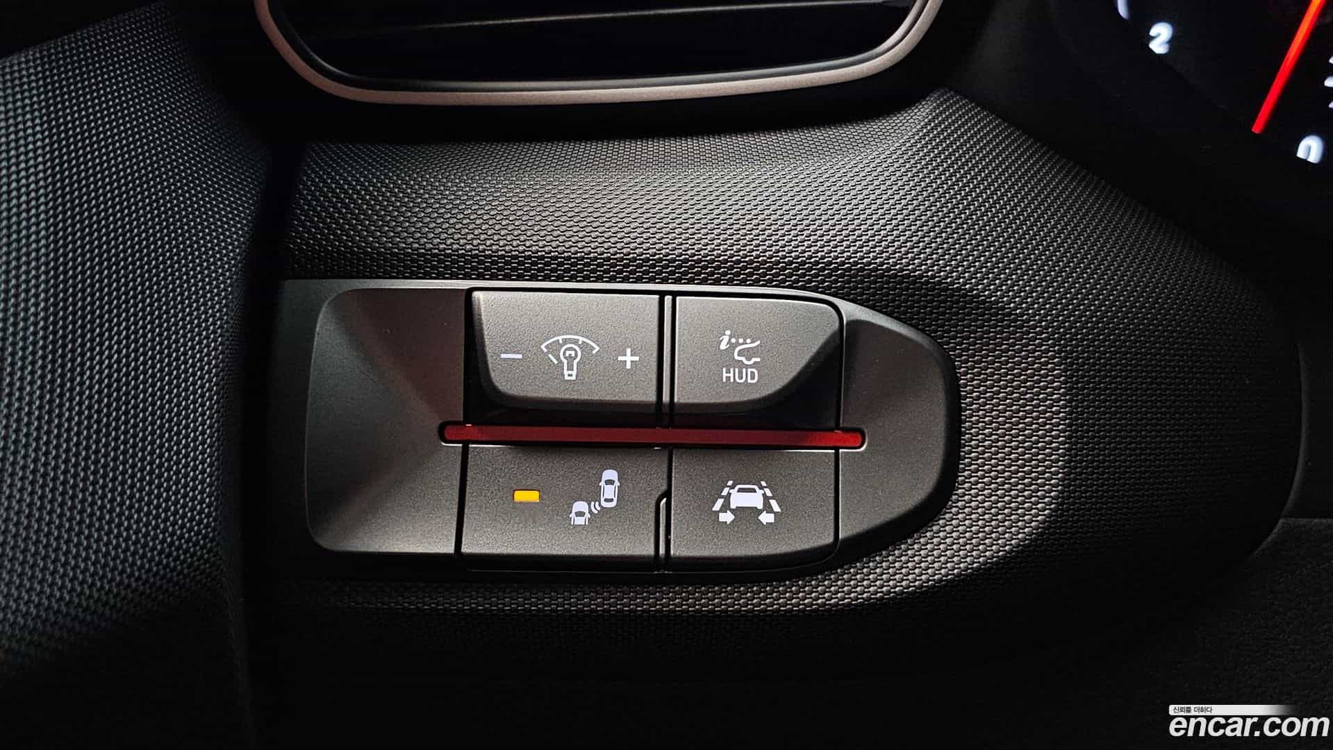 Veloster Hyundai 2019.11-OPTION-024
