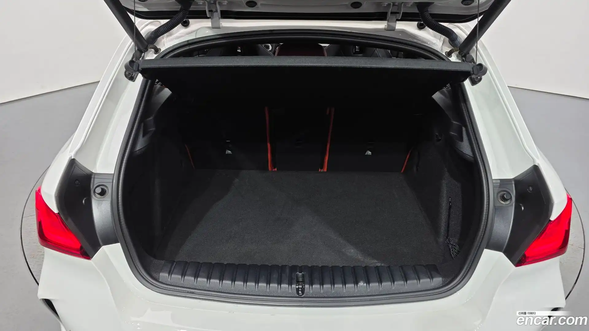 1-Series BMW 2023.9-OPTION-022