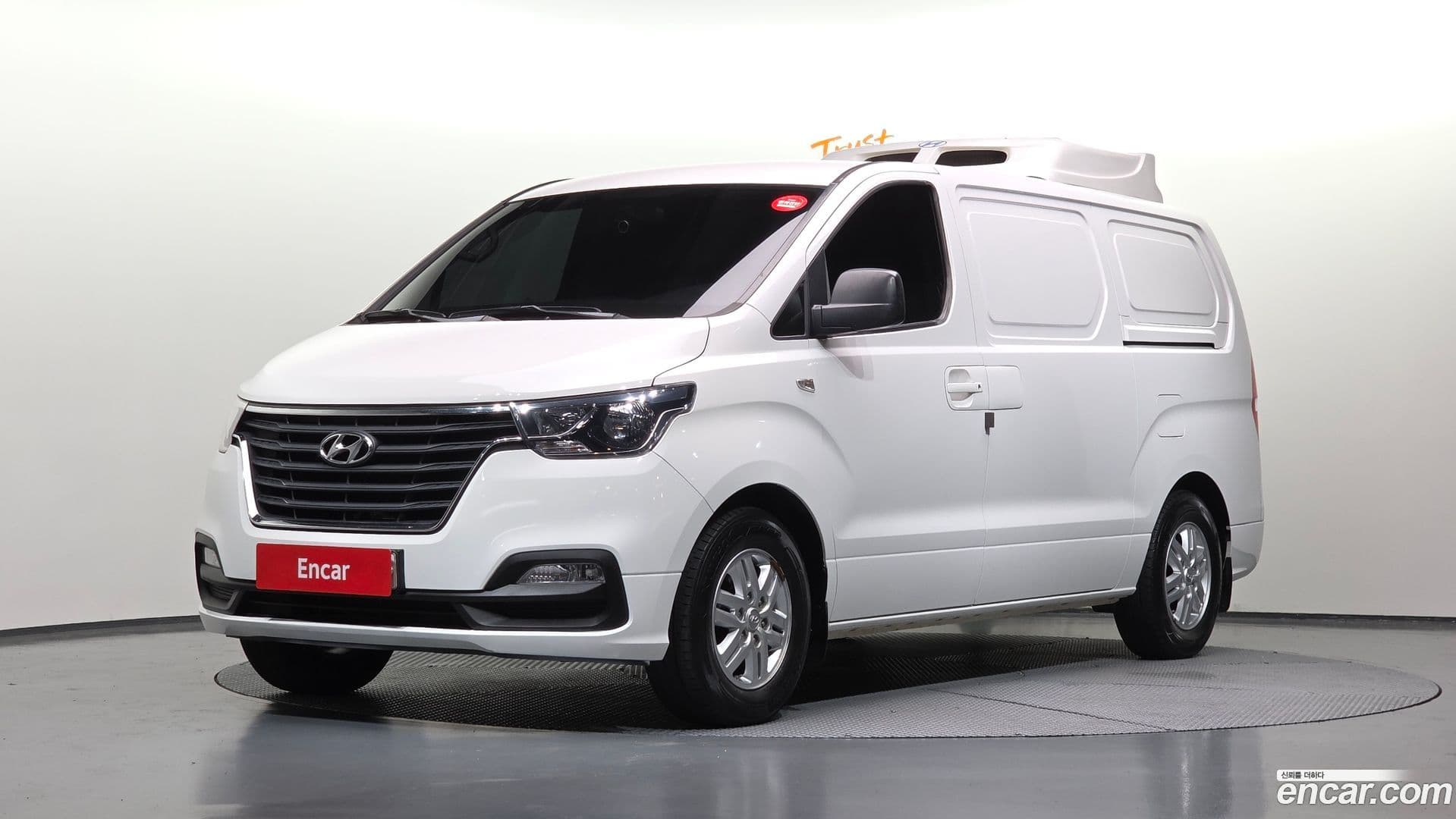 Main__Slider__Photo:Starex Hyundai 2018.10-0