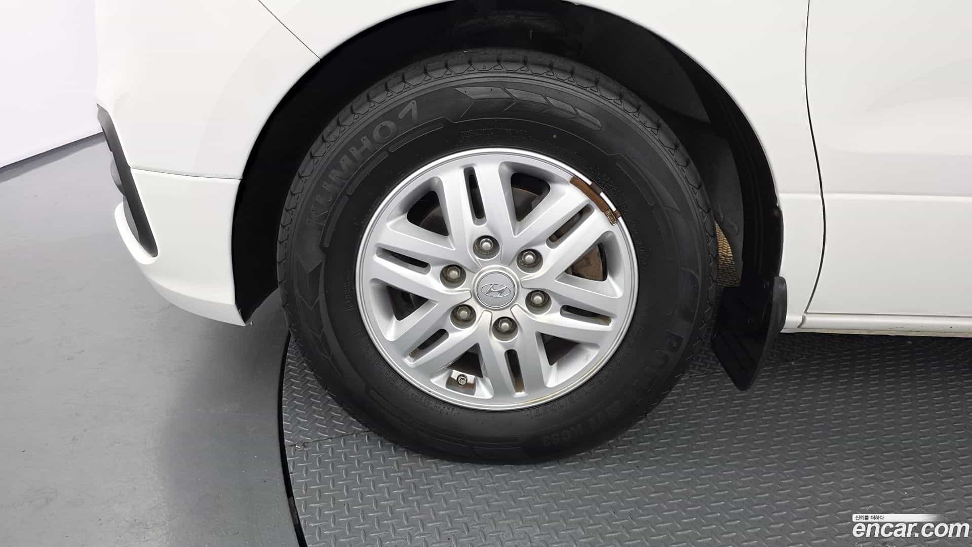 Starex Hyundai 2018.10-OUTER-005