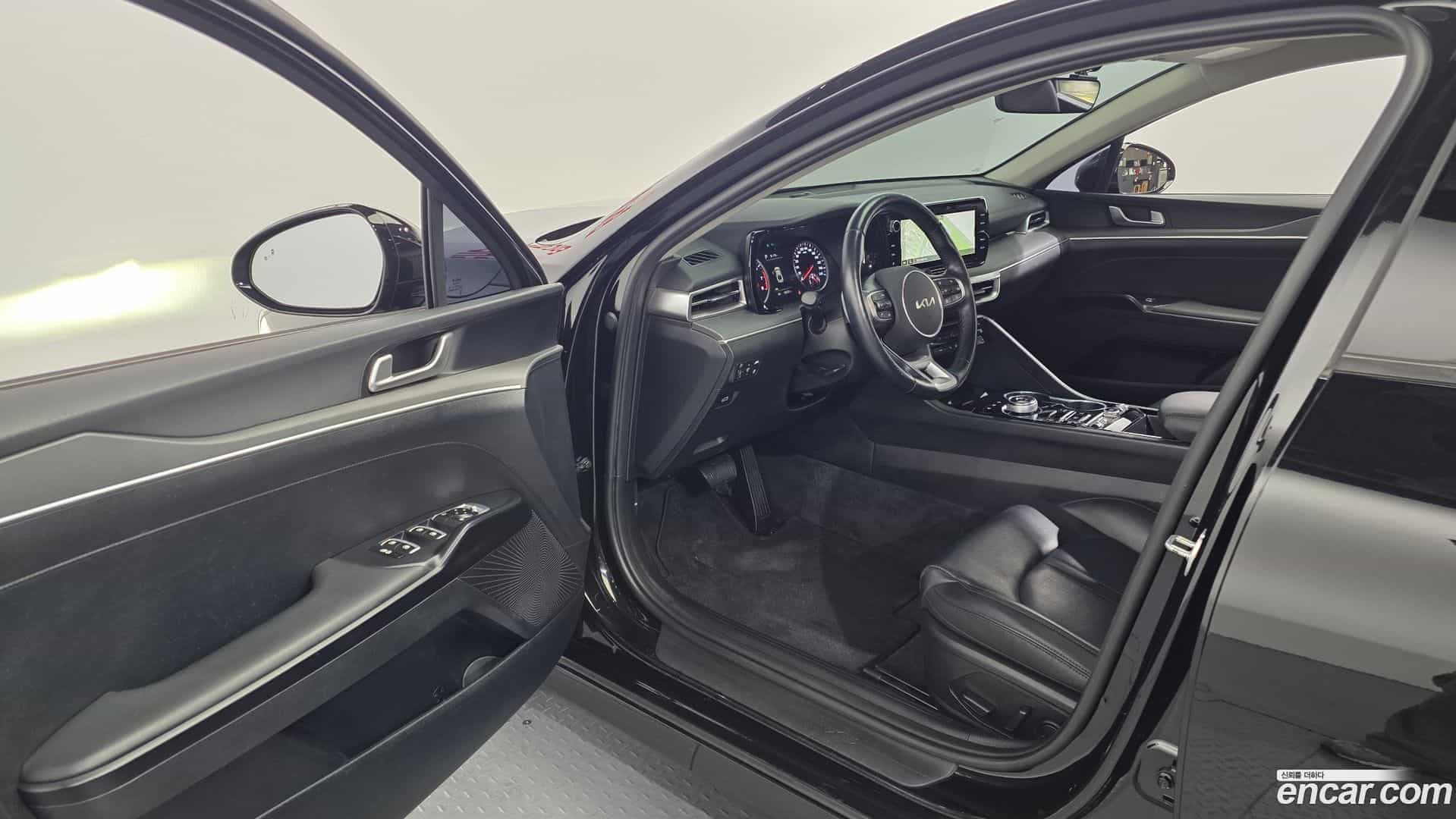 K5 Kia 2023.4-INNER-010