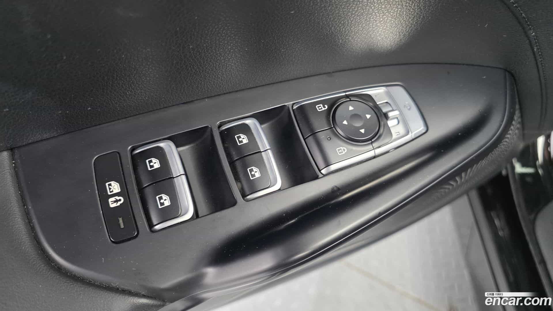K5 Kia 2023.4-OPTION-040