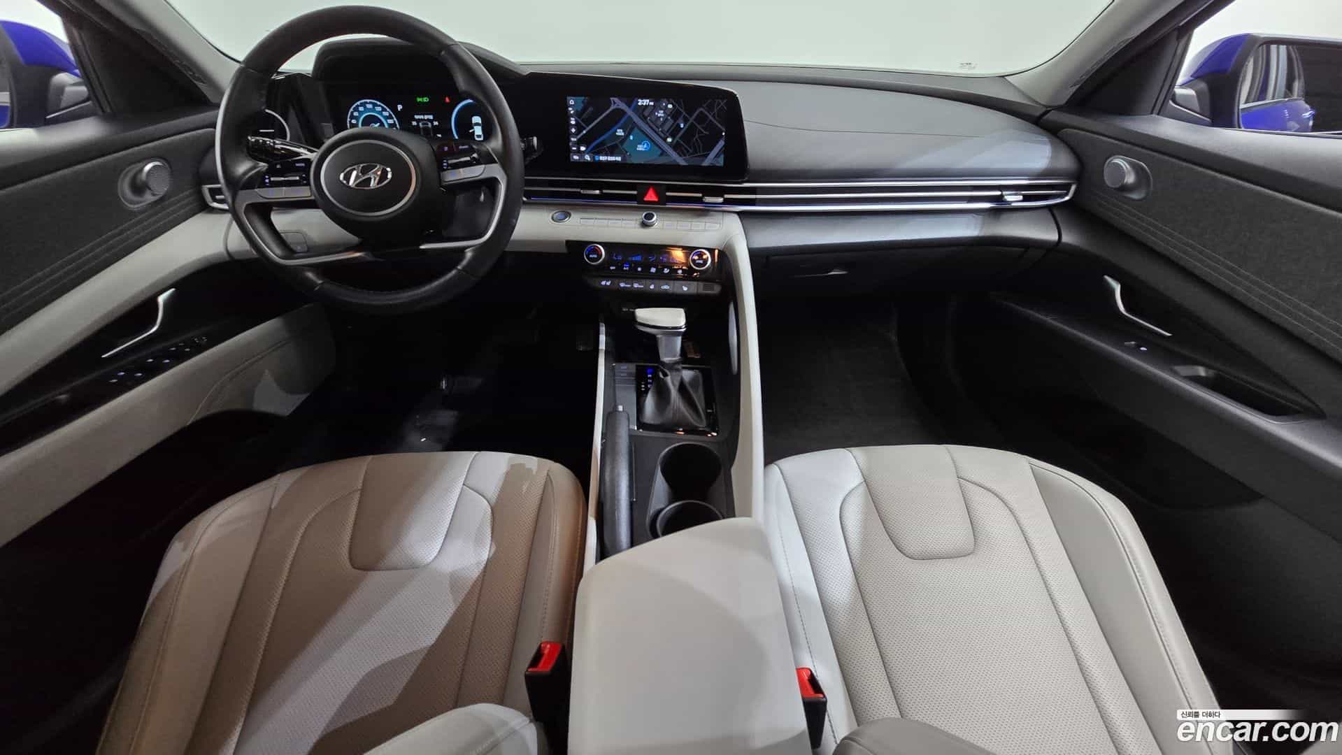 AVANTE Hyundai 2021.11-INNER-007