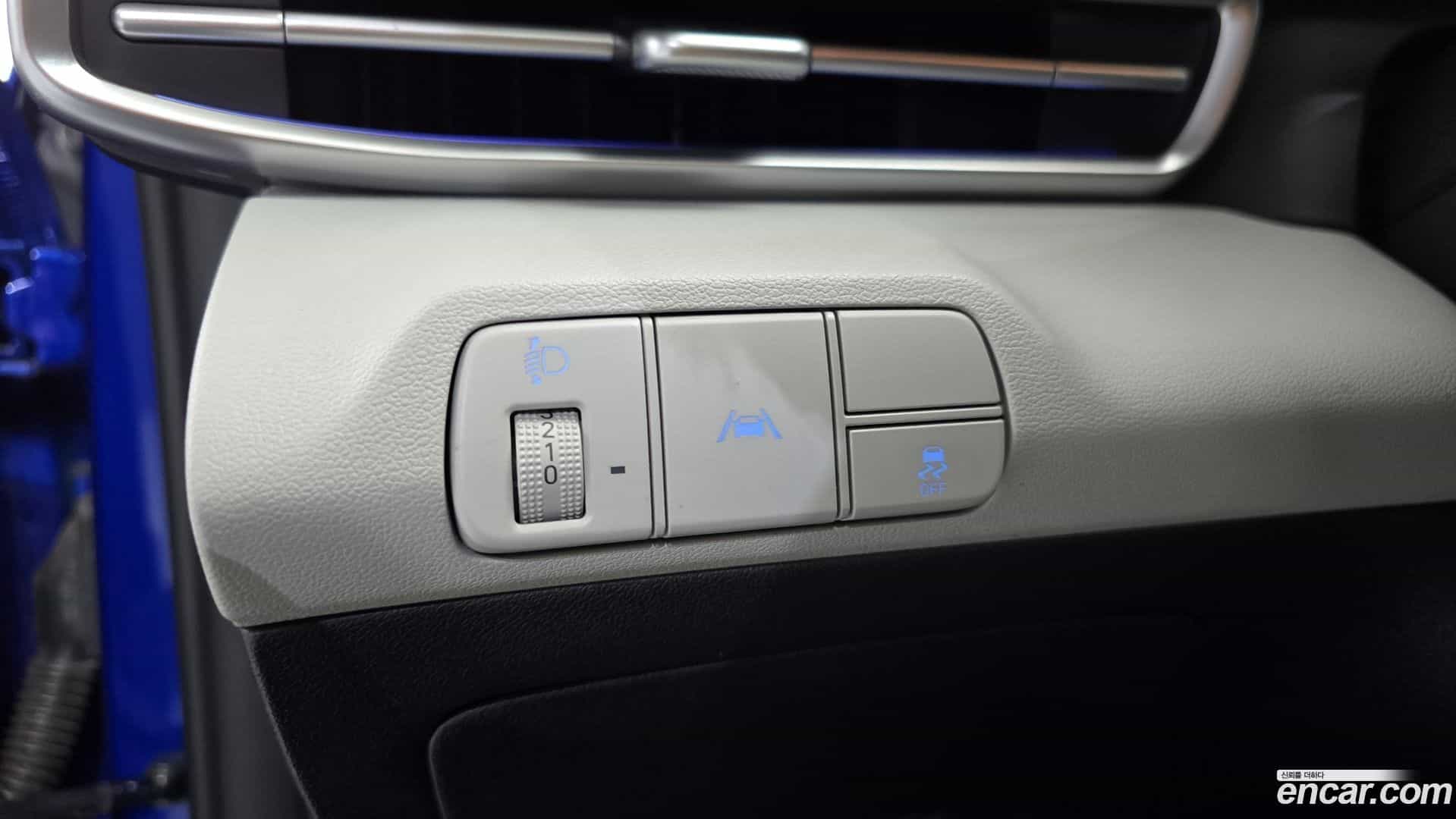 AVANTE Hyundai 2021.11-OPTION-024