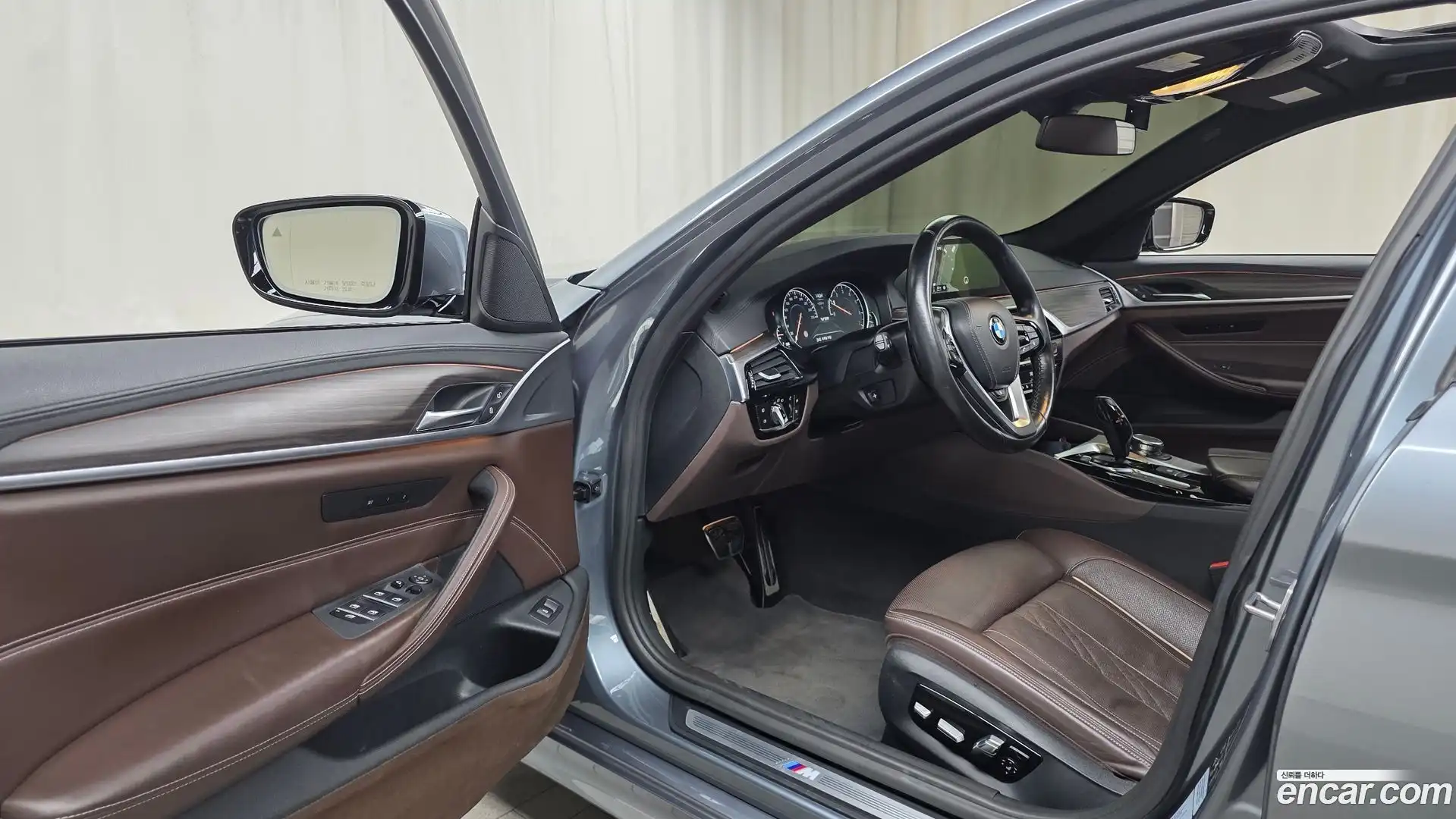 5-Series BMW 2017.8-INNER-010