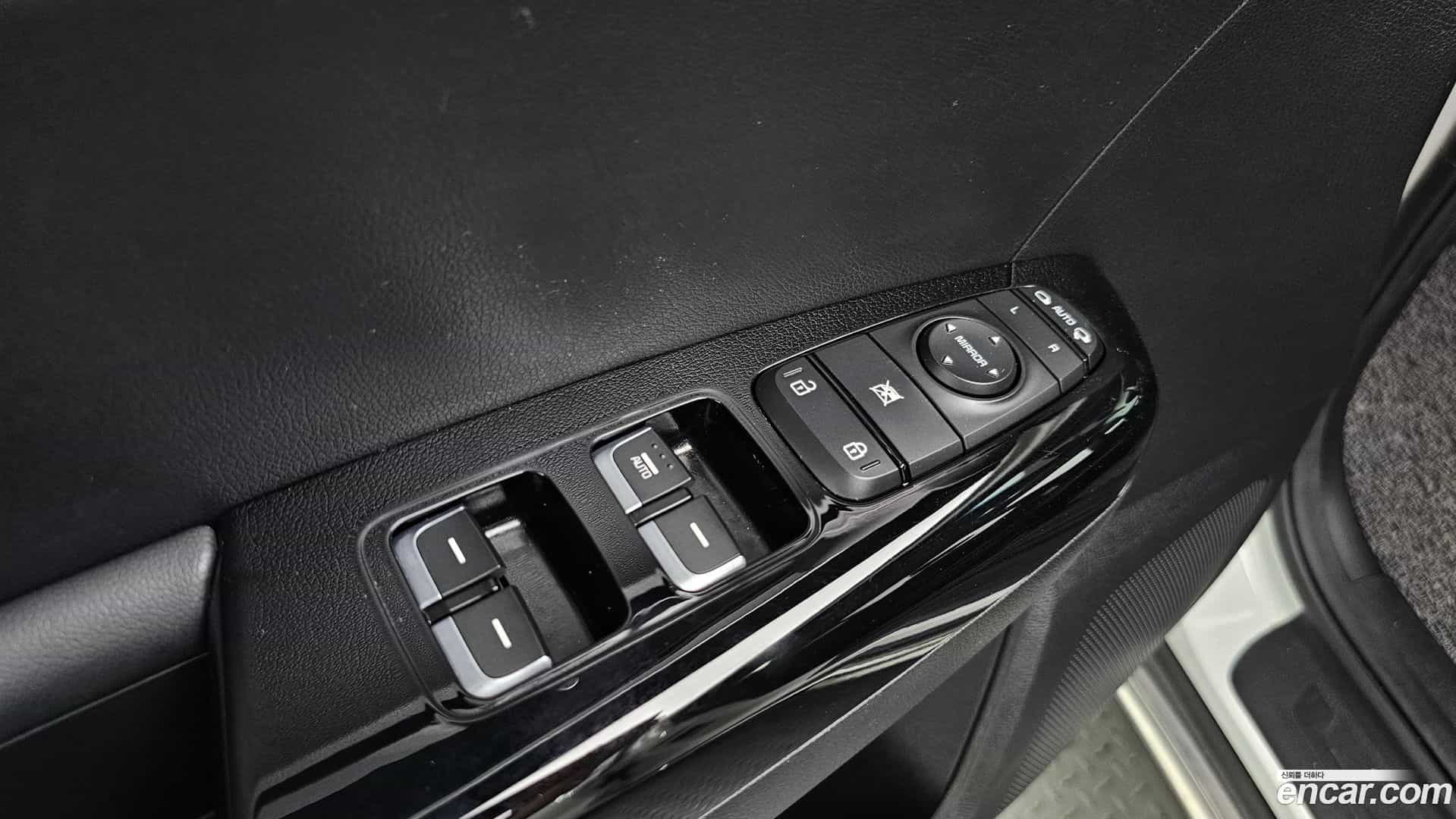 Sportage Kia 2018.6-OPTION-042