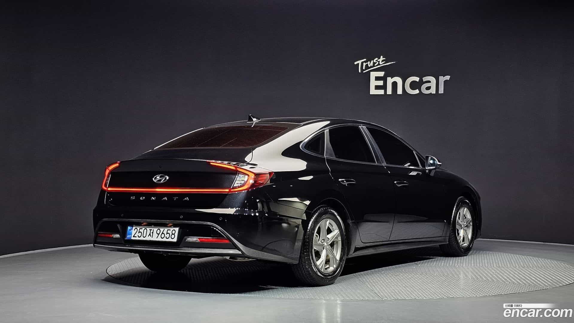 Sonata Hyundai 2022.2-OUTER-002