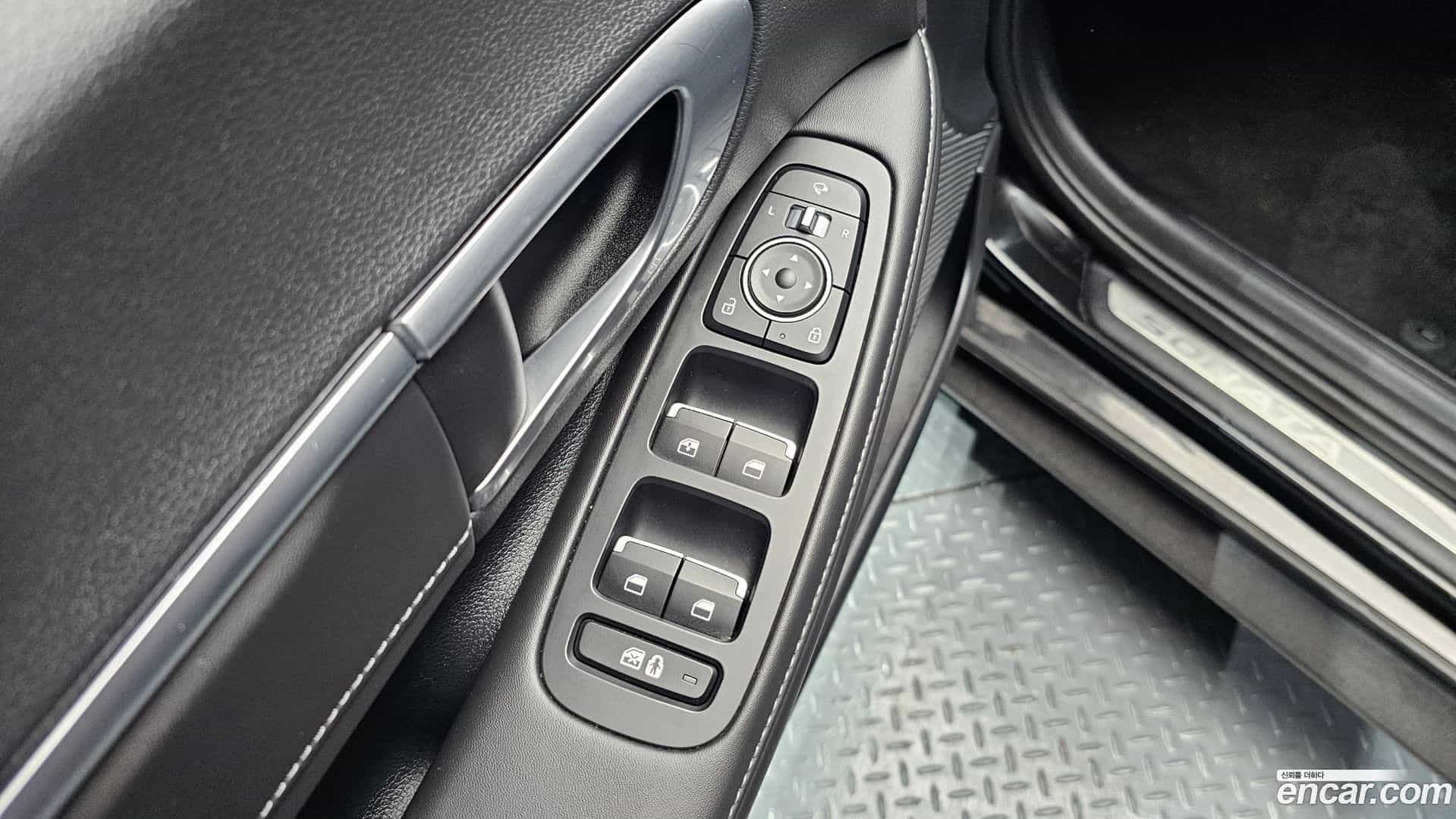 Sonata Hyundai 2022.2-OPTION-021