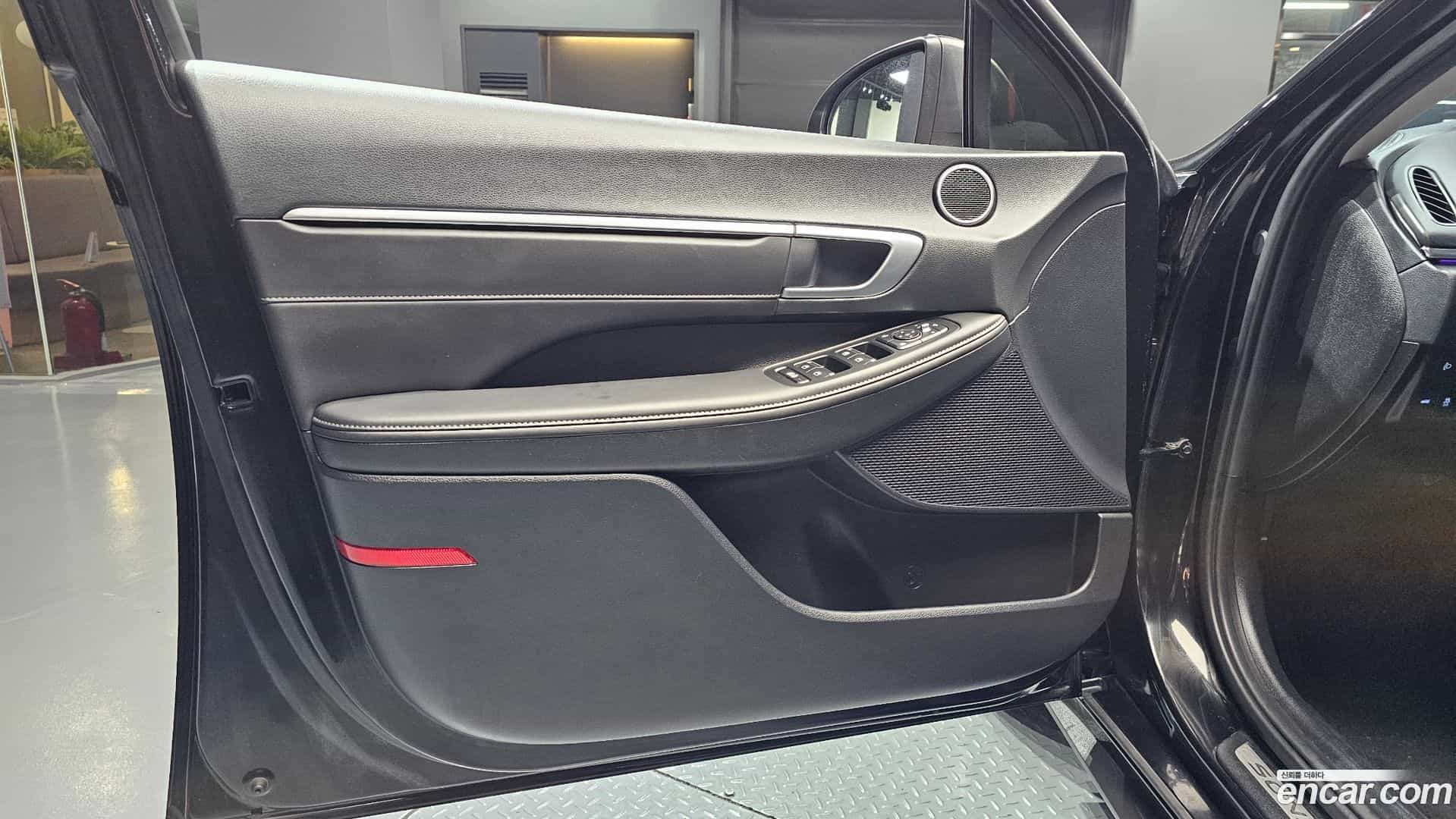 Sonata Hyundai 2022.2-INNER-034