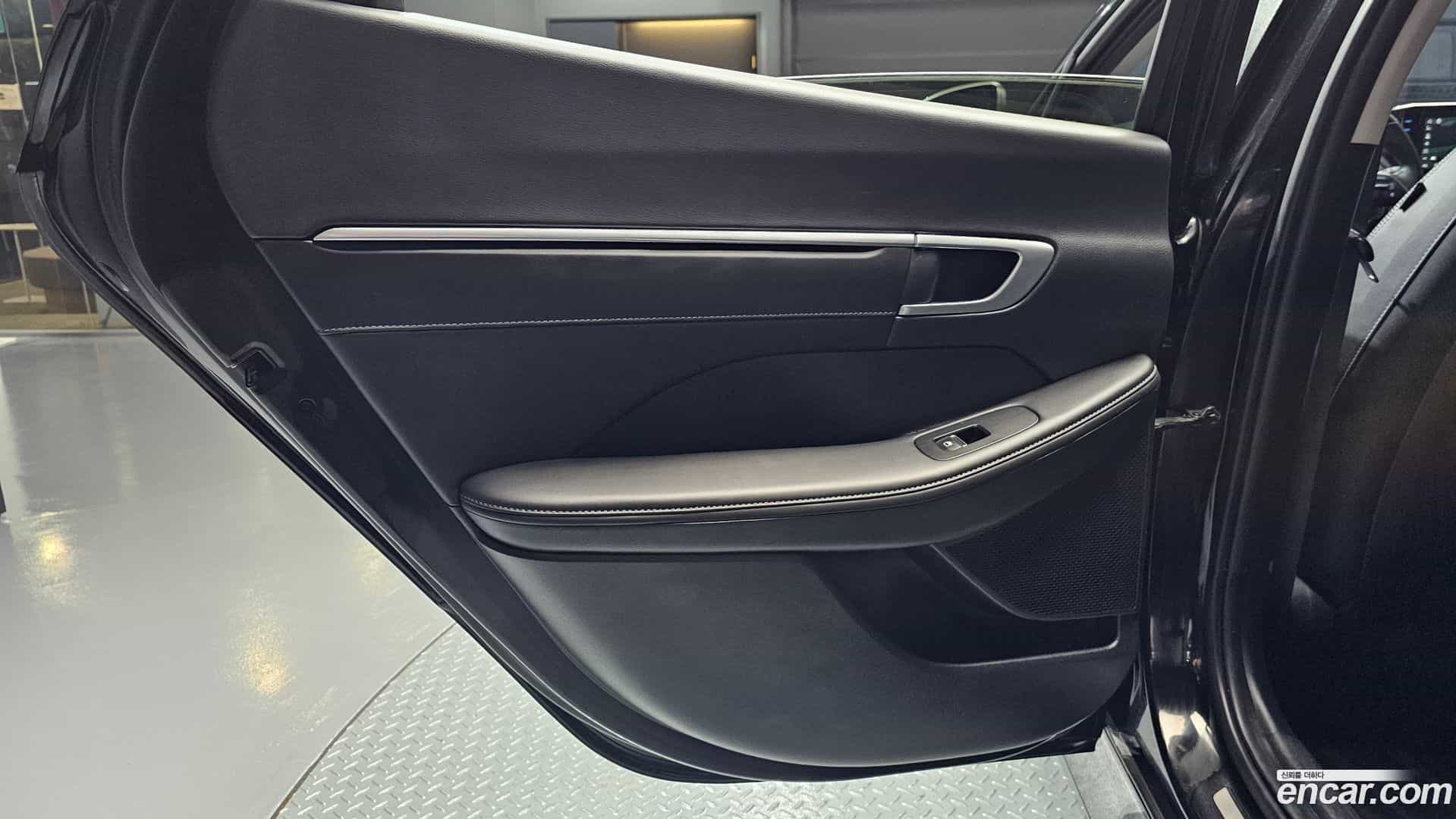 Sonata Hyundai 2022.2-INNER-035