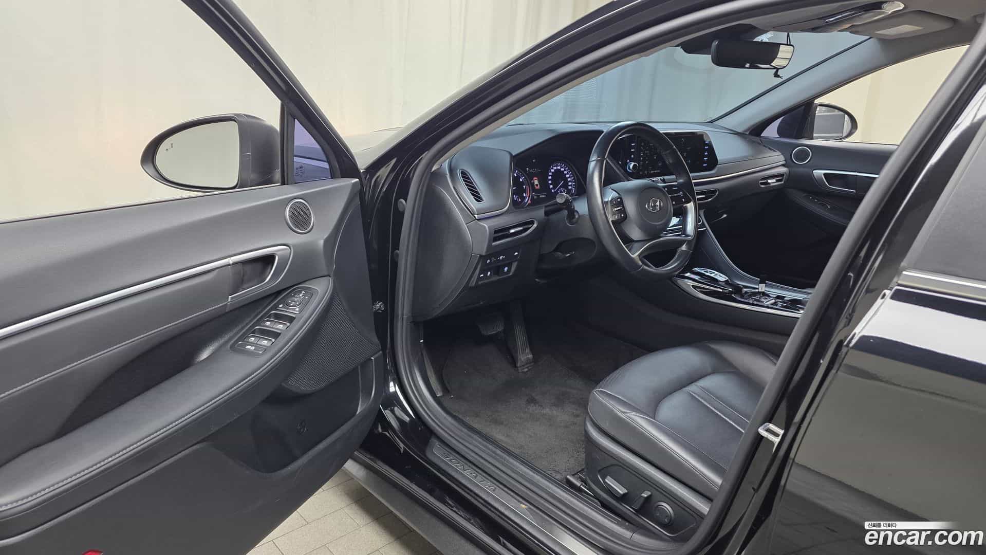 Sonata Hyundai 2021.4-INNER-010