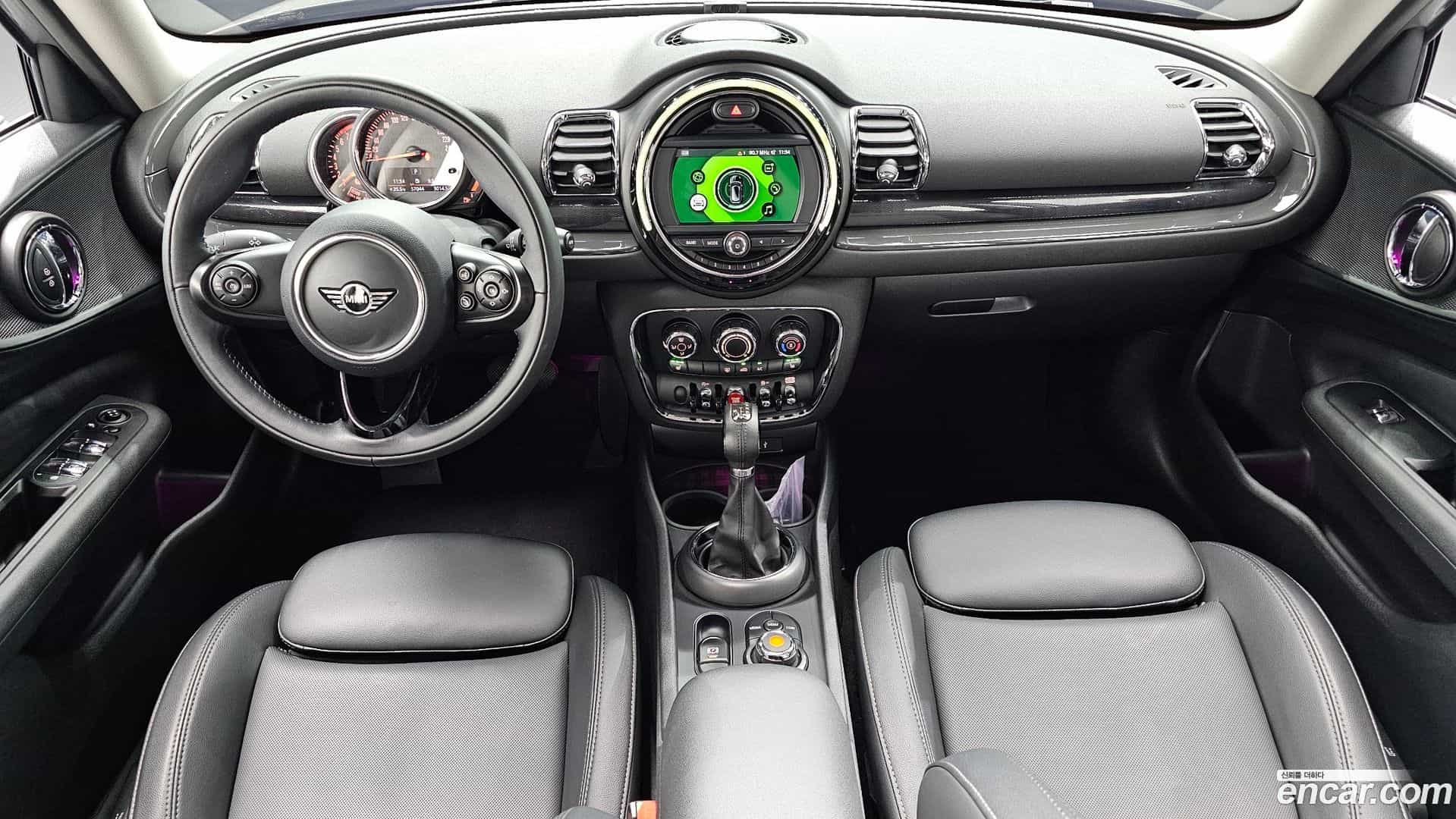 Clubman Mini 2018.9-INNER-007