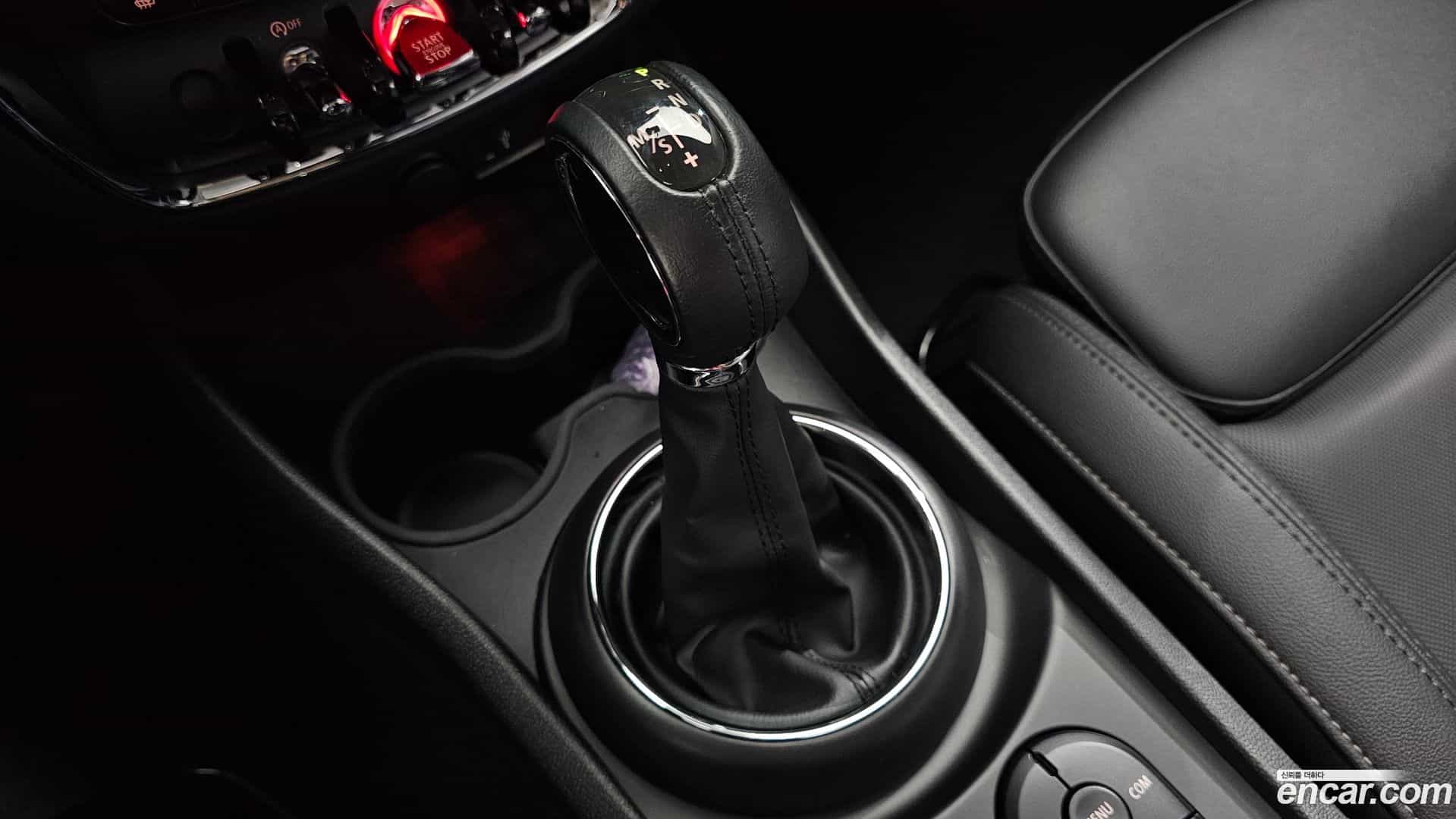 Clubman Mini 2018.9-INNER-009