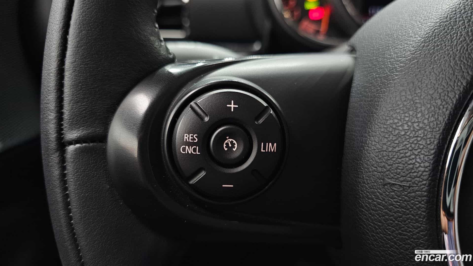 Clubman Mini 2018.9-OPTION-023