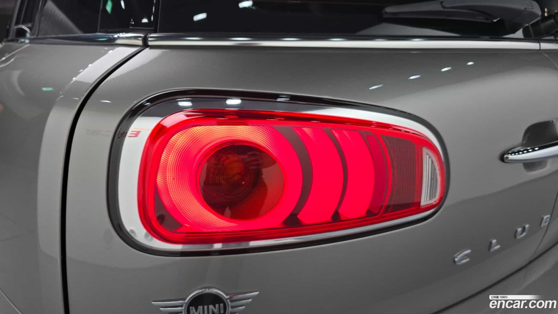 Clubman Mini 2018.9-OUTER-033