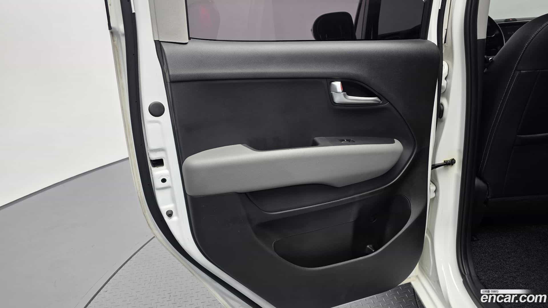 RAY Kia 2020.8-INNER-034