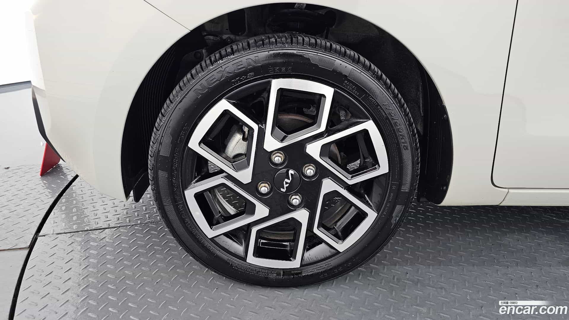 RAY Kia 2024.0-OUTER-005