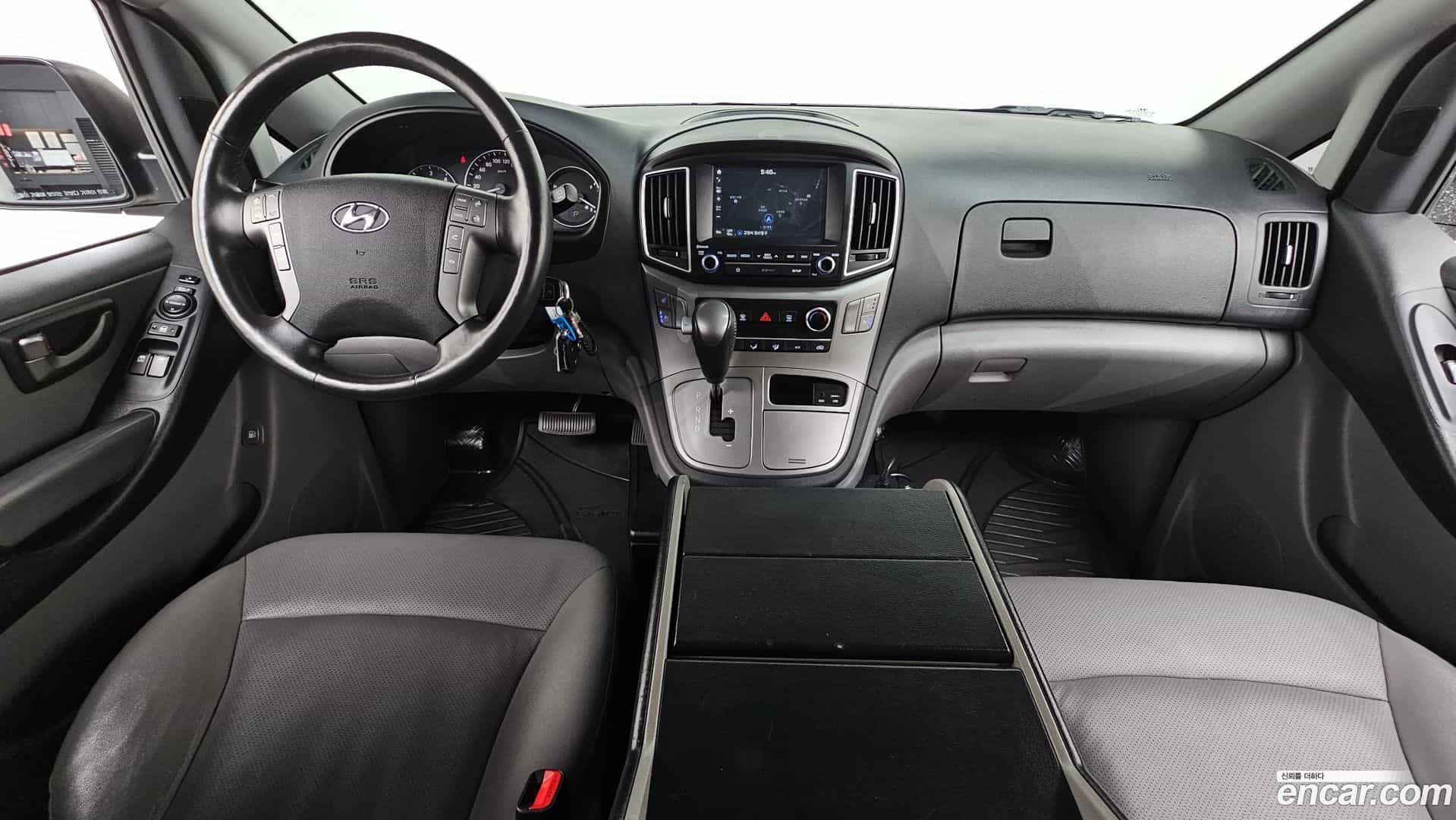 Starex Hyundai 2018.5-INNER-007