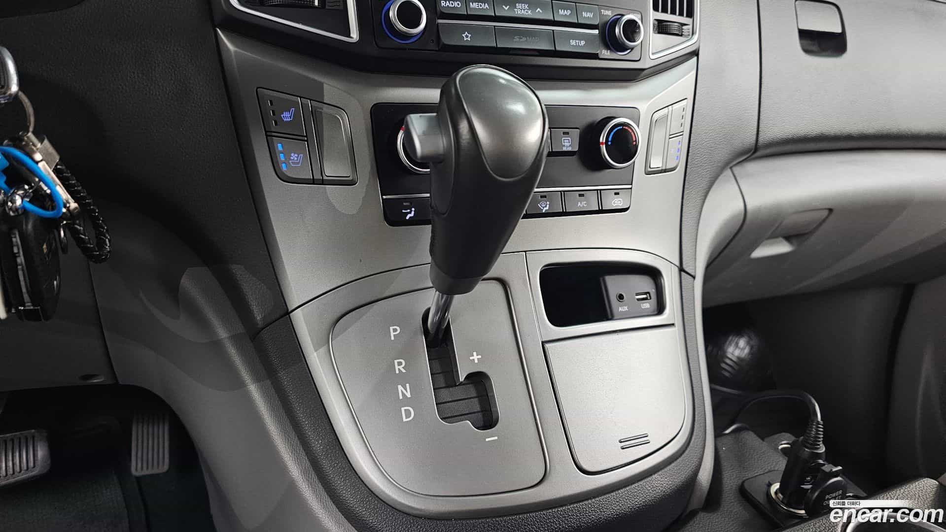 Starex Hyundai 2018.5-INNER-009