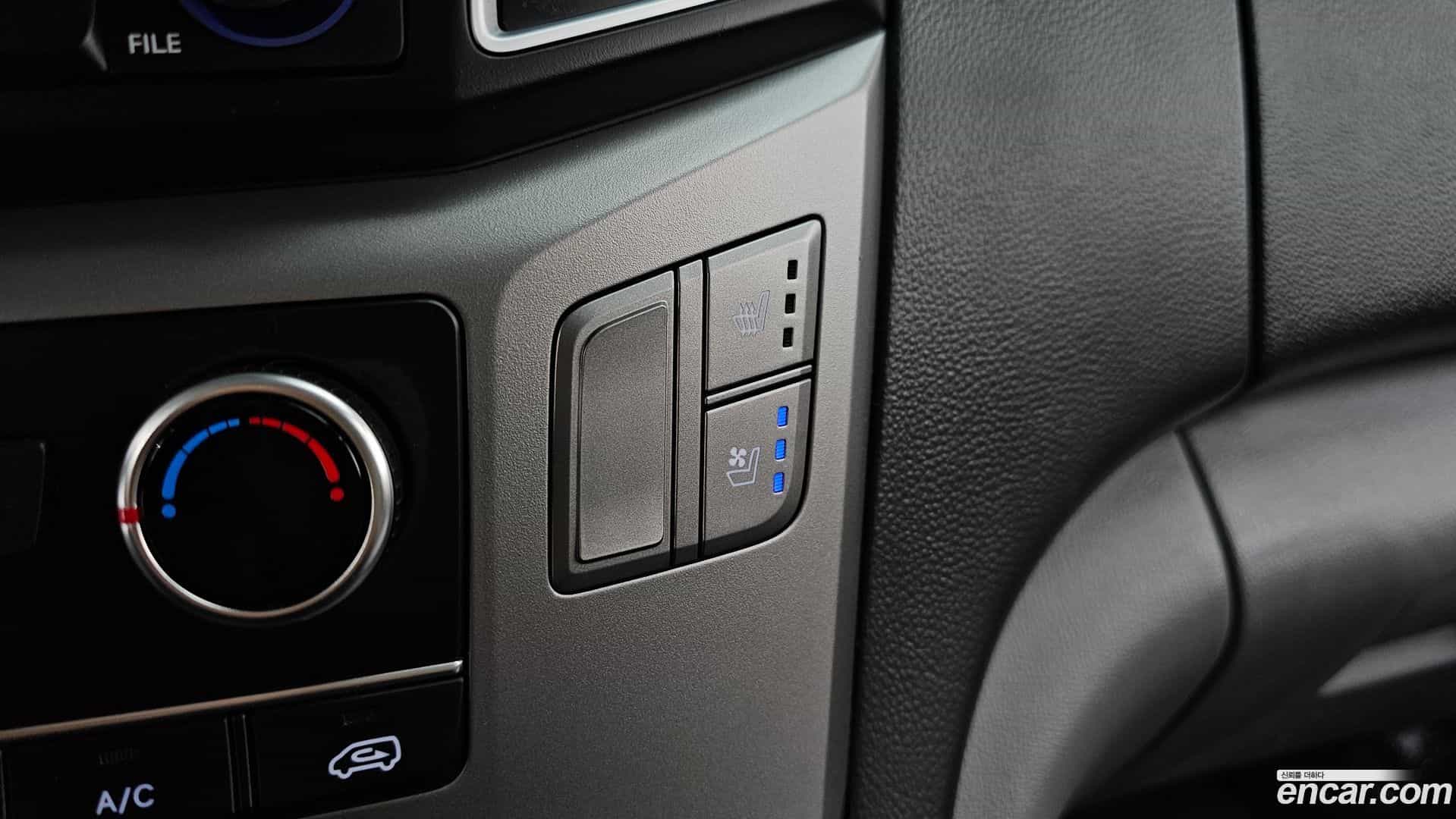 Starex Hyundai 2018.5-OPTION-021