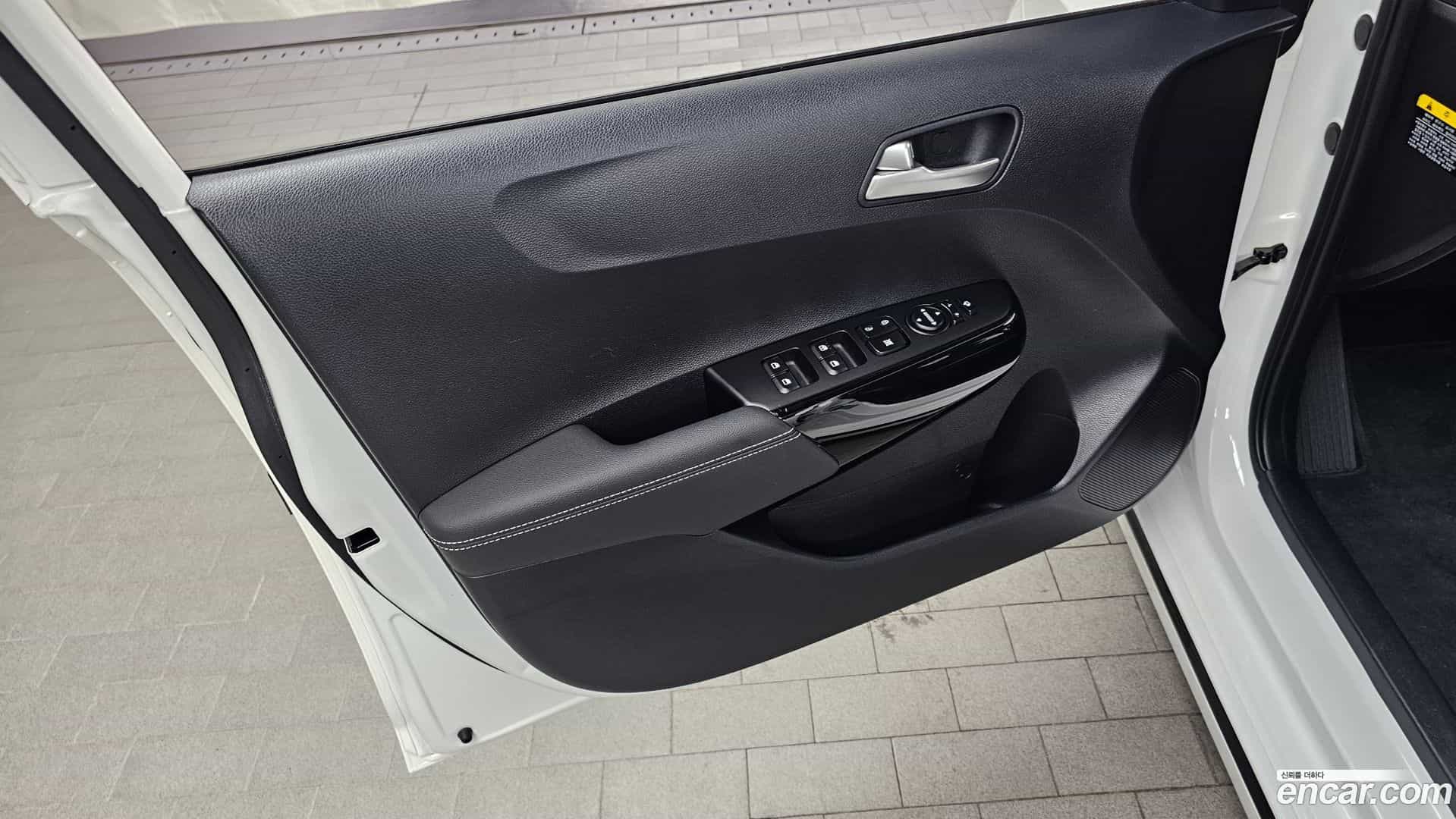 morning Kia 2023.1-INNER-034
