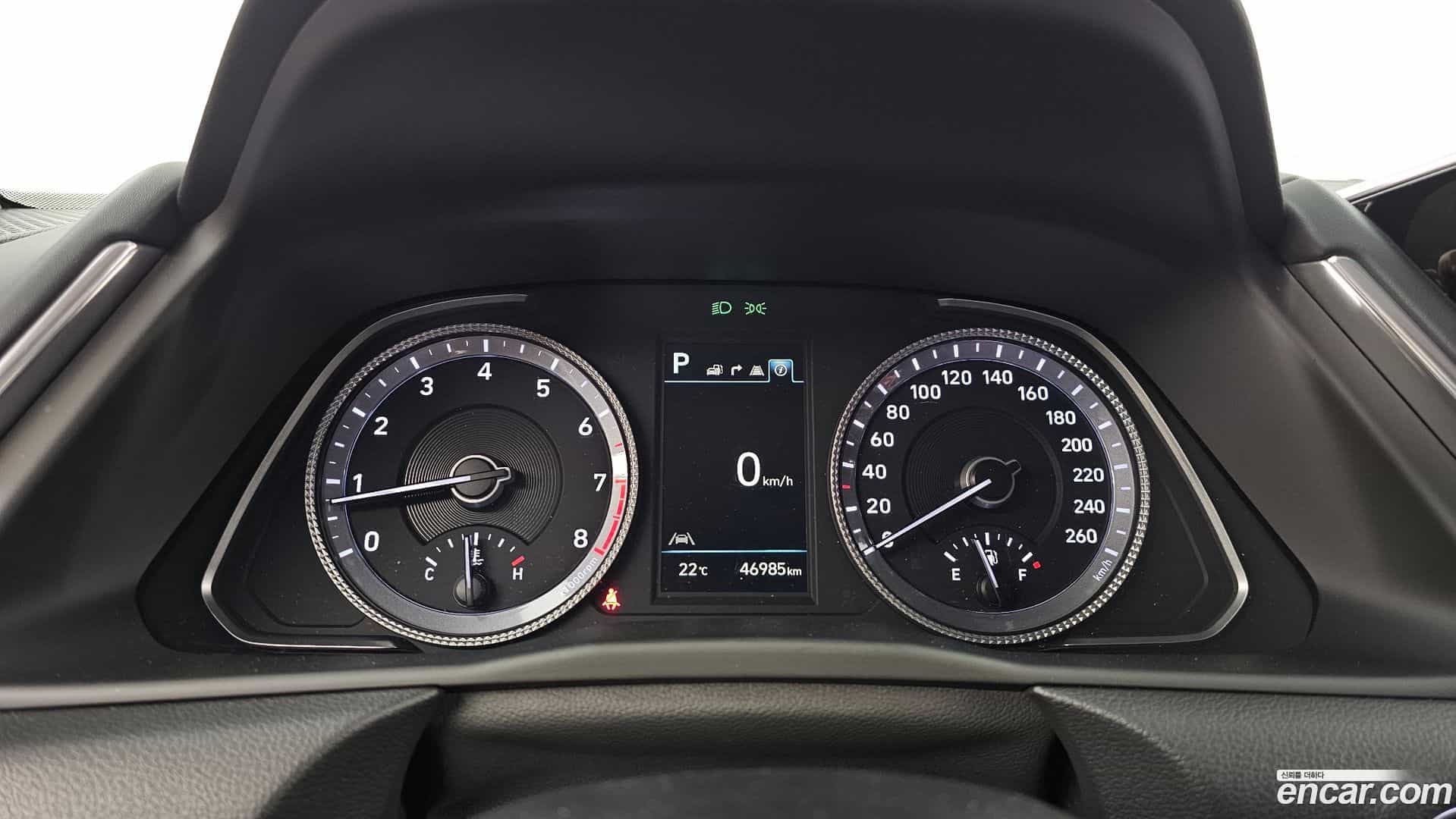 Sonata Hyundai 2023.1-INNER-008