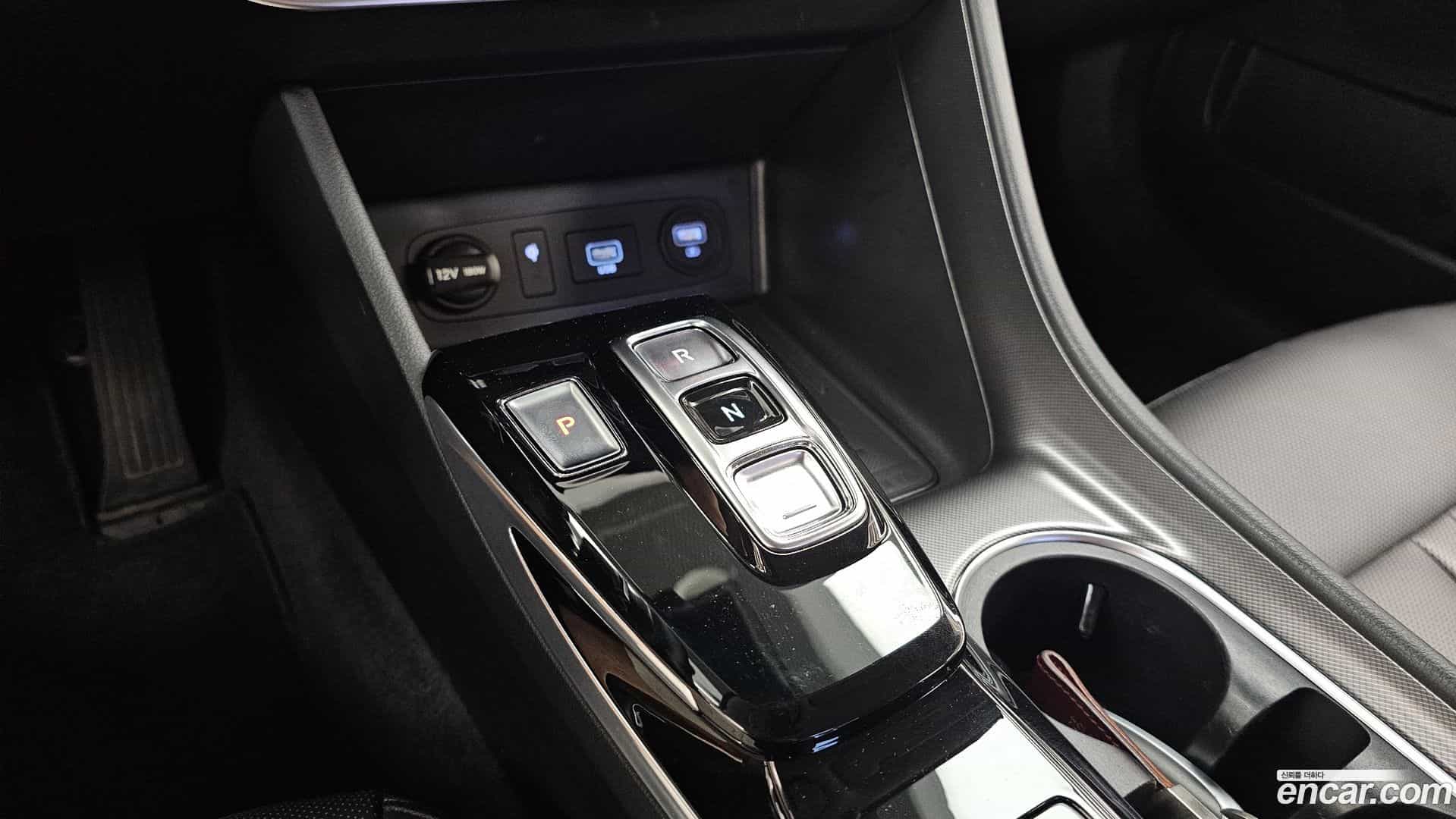 Sonata Hyundai 2023.1-INNER-009
