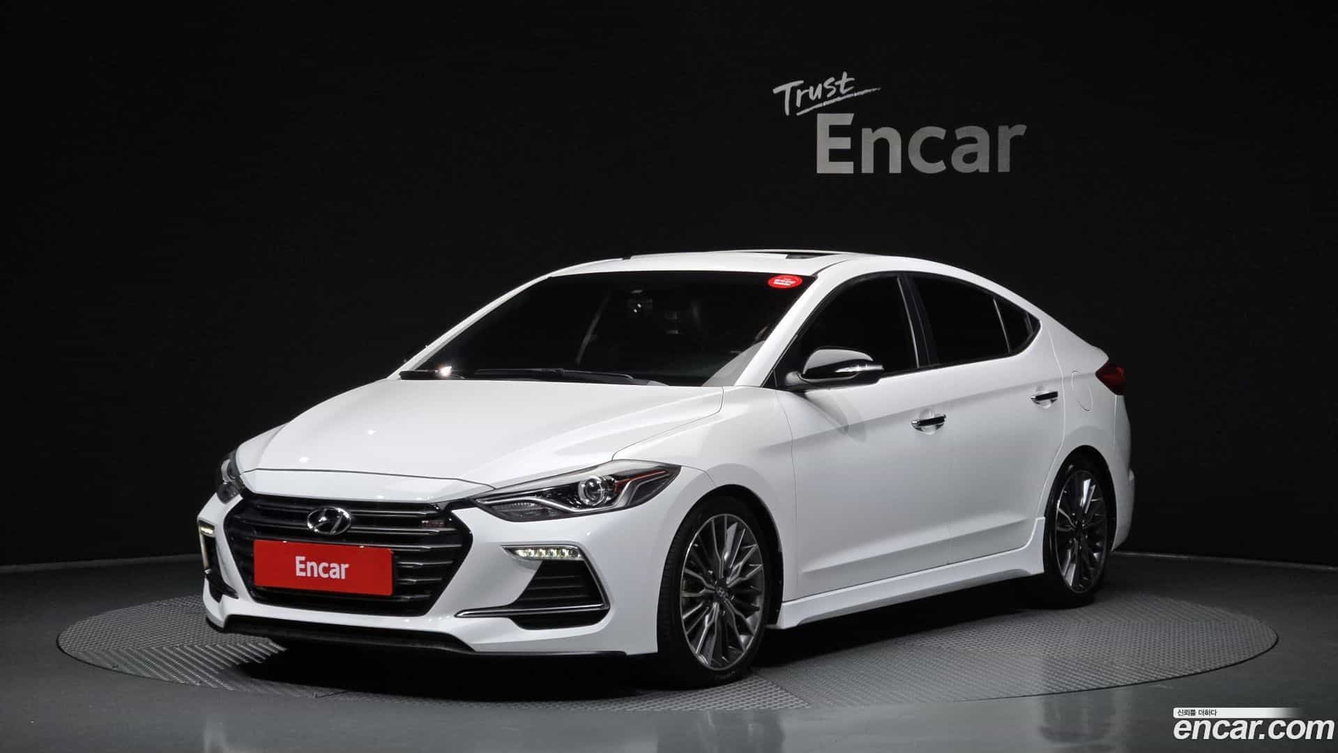 AVANTE Hyundai 2017.0-OUTER-001