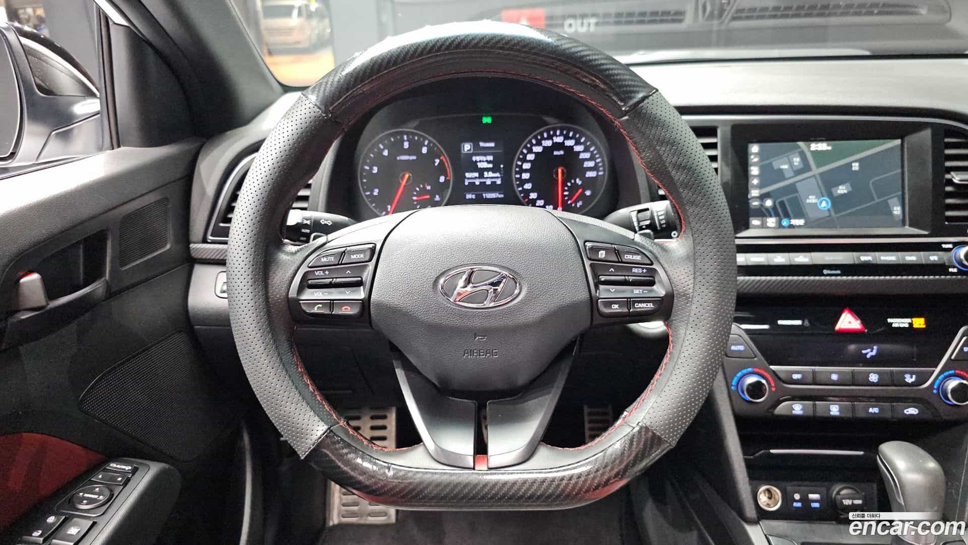 AVANTE Hyundai 2017.0-OPTION-017