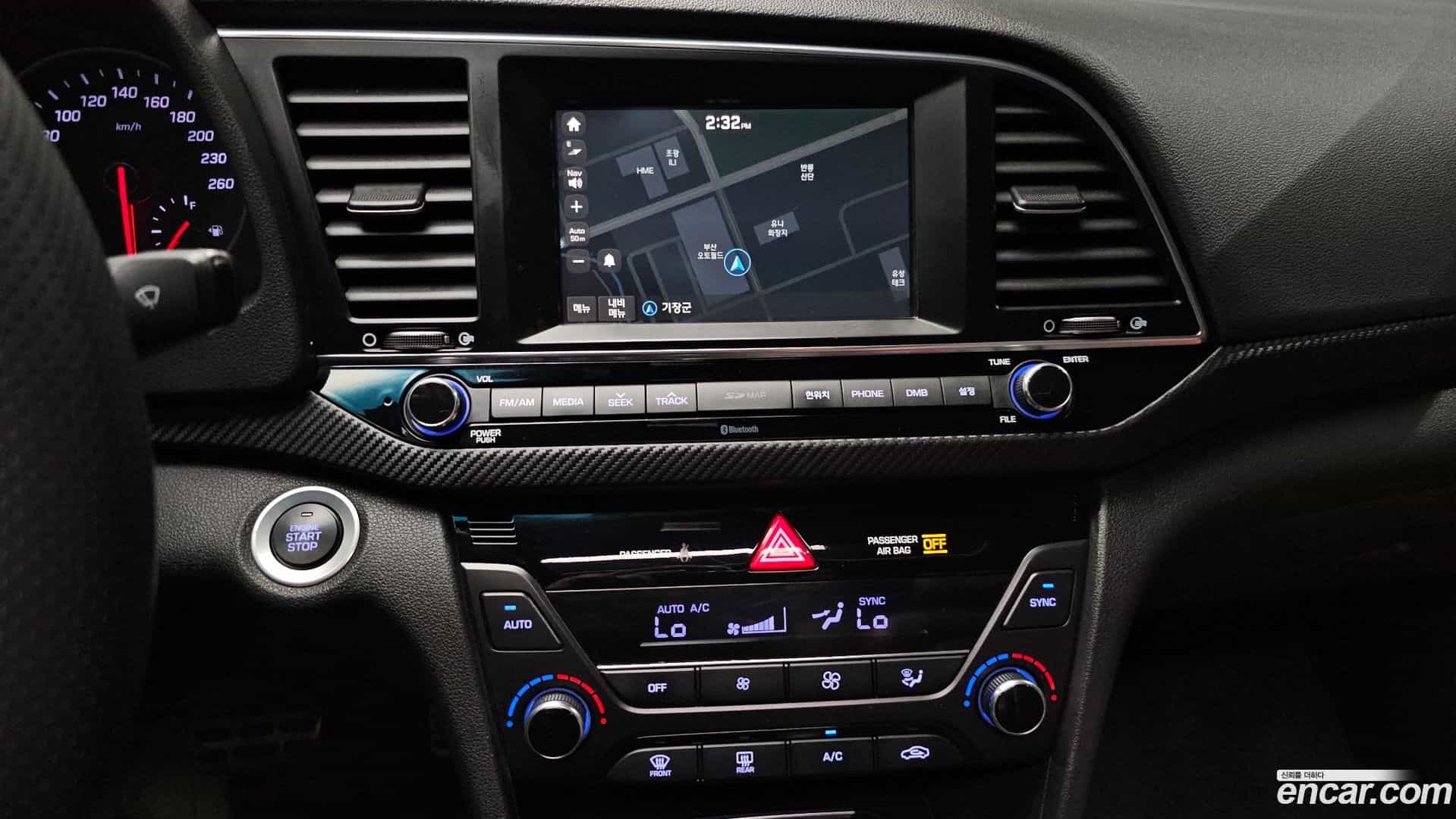 AVANTE Hyundai 2017.0-OPTION-020