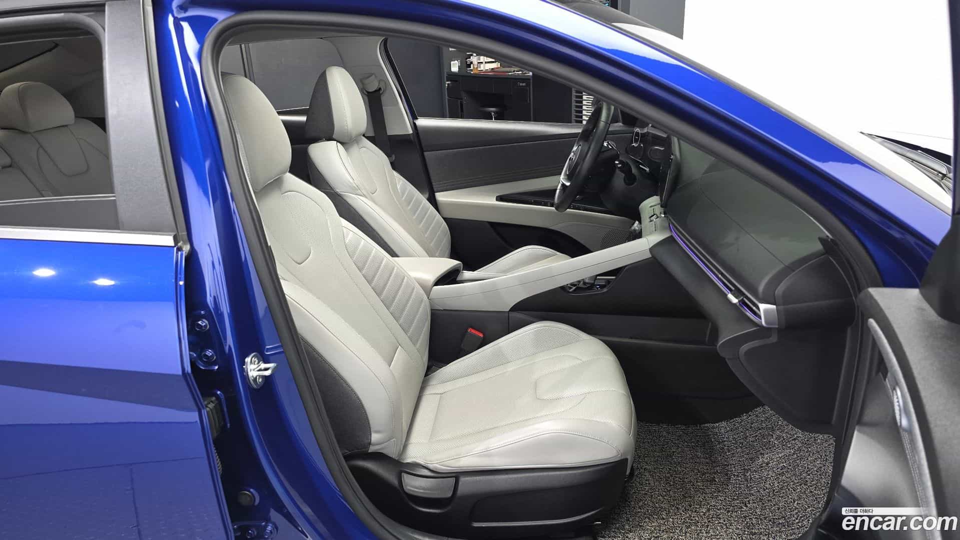 AVANTE Hyundai 2020.5-OPTION-015