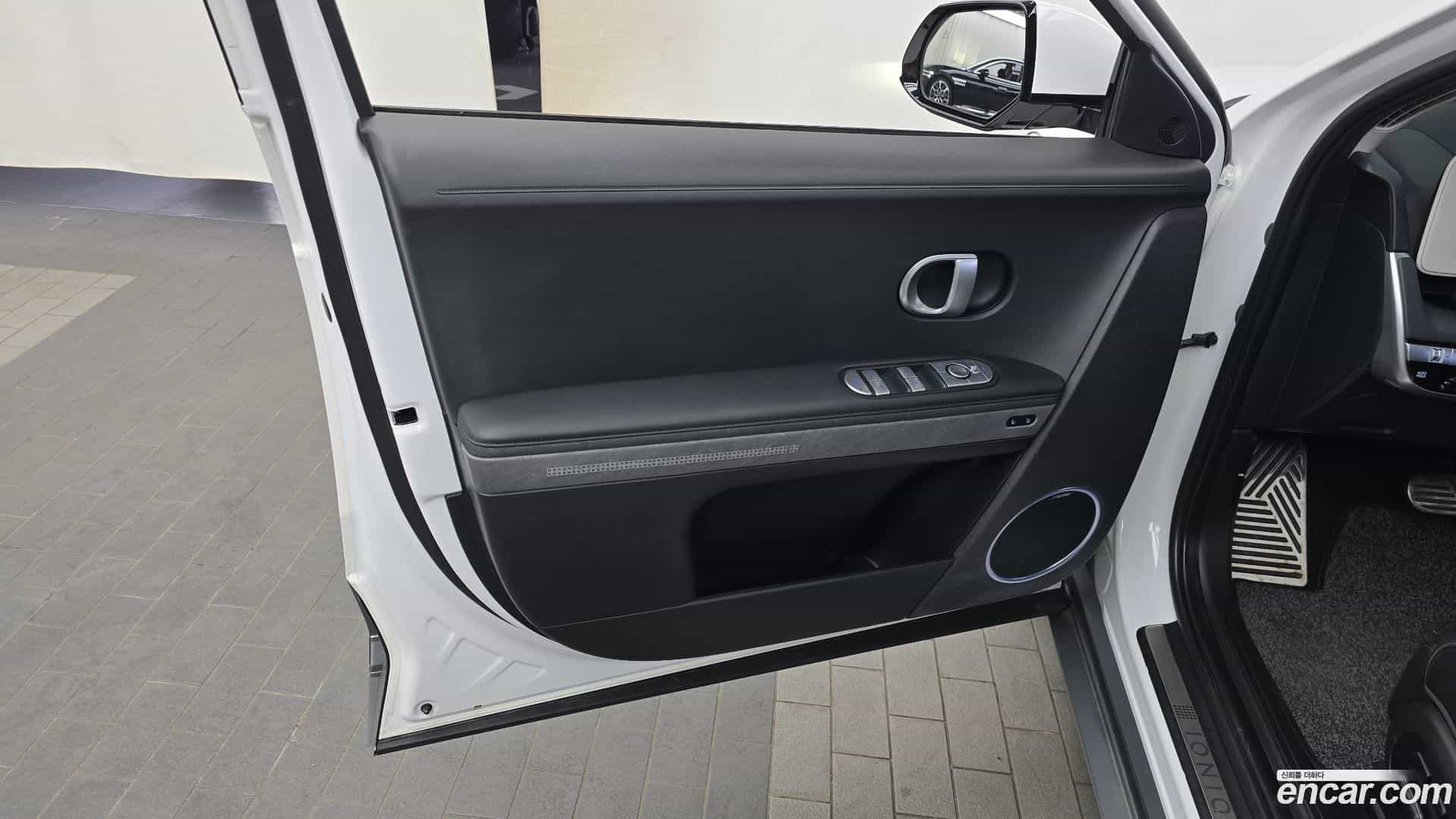 Ioniq5 Hyundai 2022.4-INNER-034