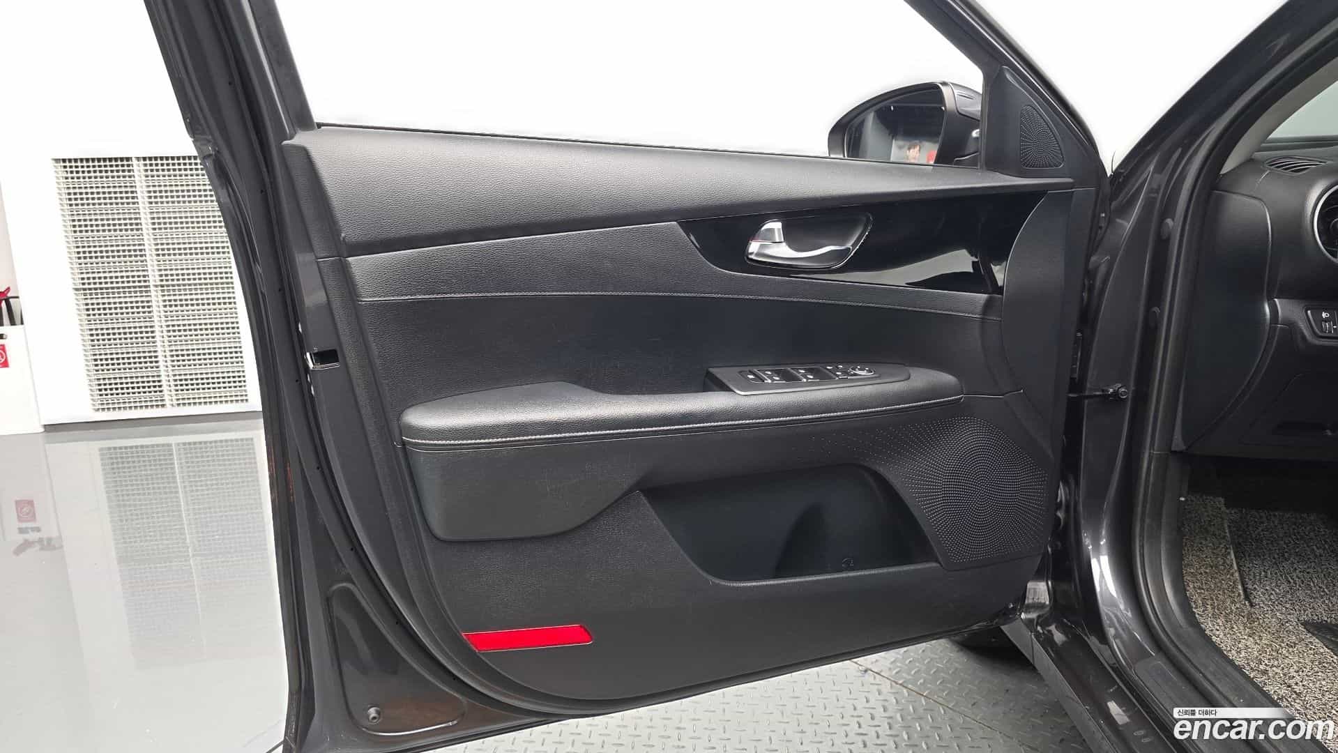 K3 Kia 2022.11-INNER-034