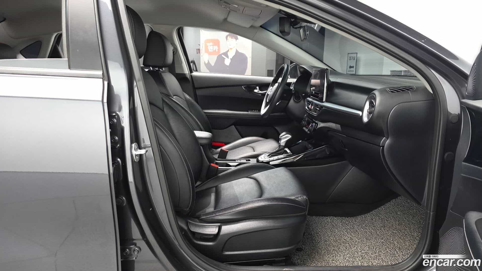 K3 Kia 2022.11-INNER-036