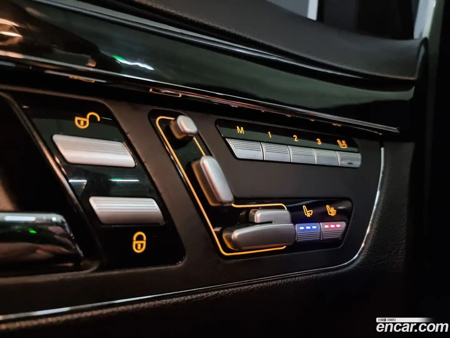 S-Class Mercedes-Benz 2011.11-OPTION-021