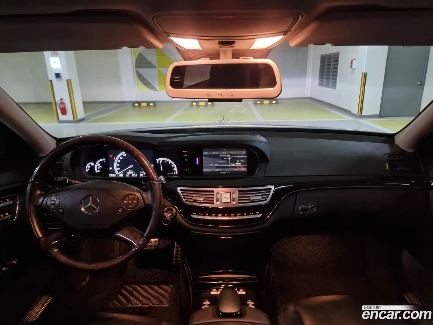 S-Class Mercedes-Benz 2011.11-OPTION-022