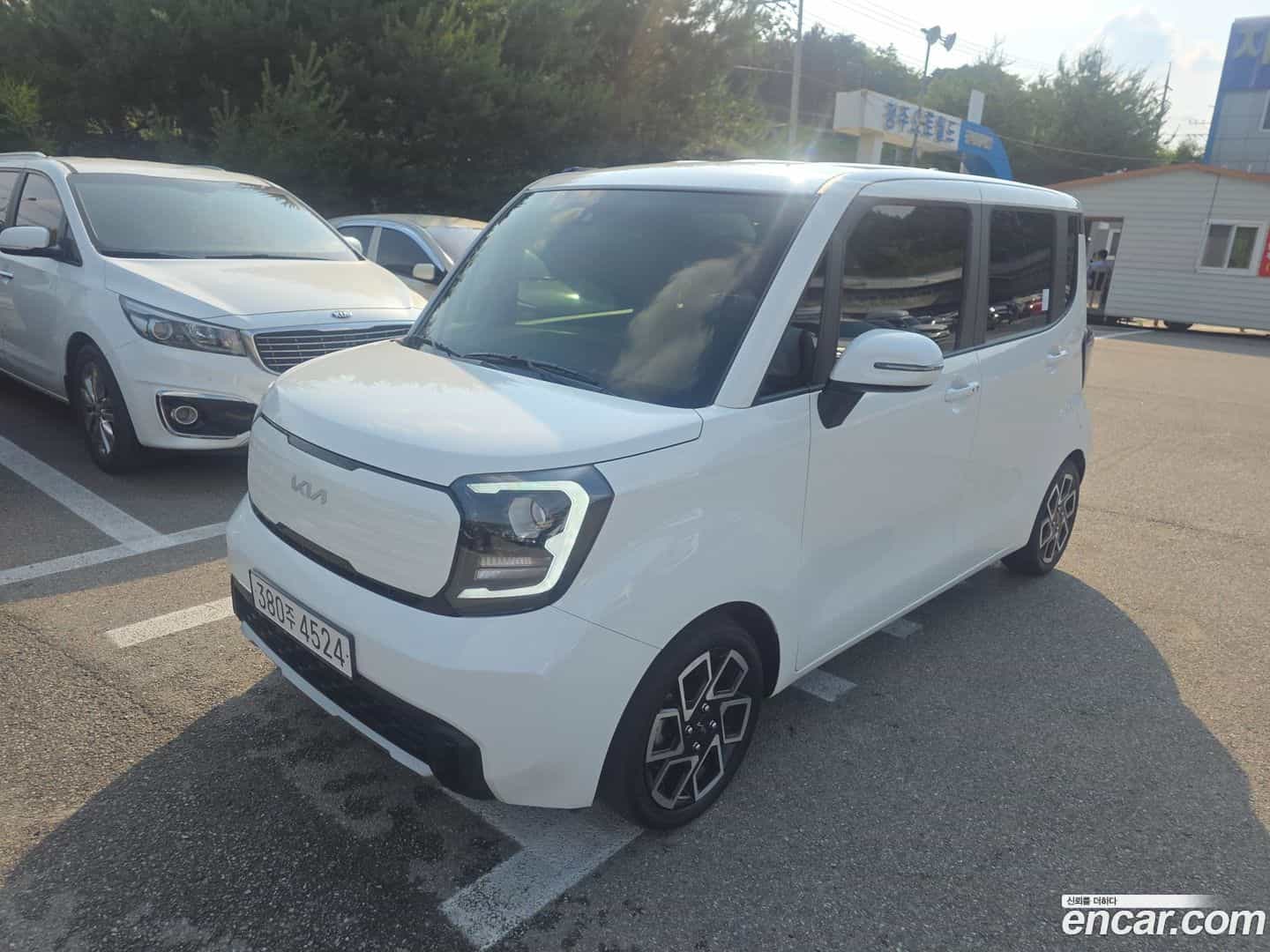 RAY Kia 2023.4-OUTER-002