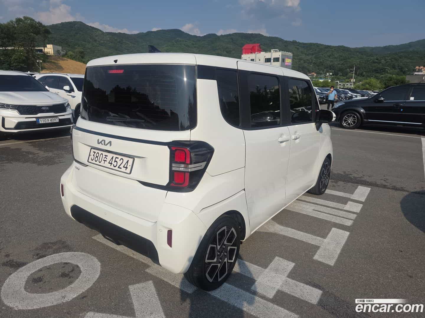 RAY Kia 2023.4-OUTER-005