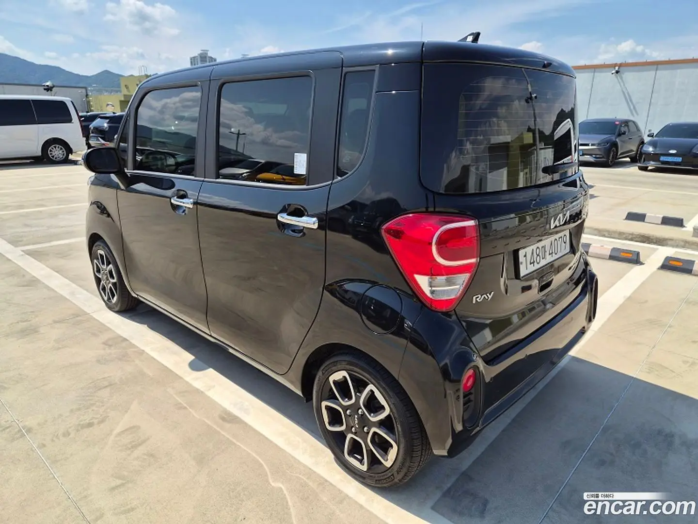 Main__Slider__Photo:RAY Kia 2022.4-1
