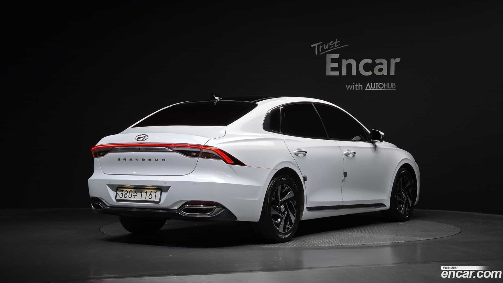 Grandeur Hyundai 2022.3-OUTER-002