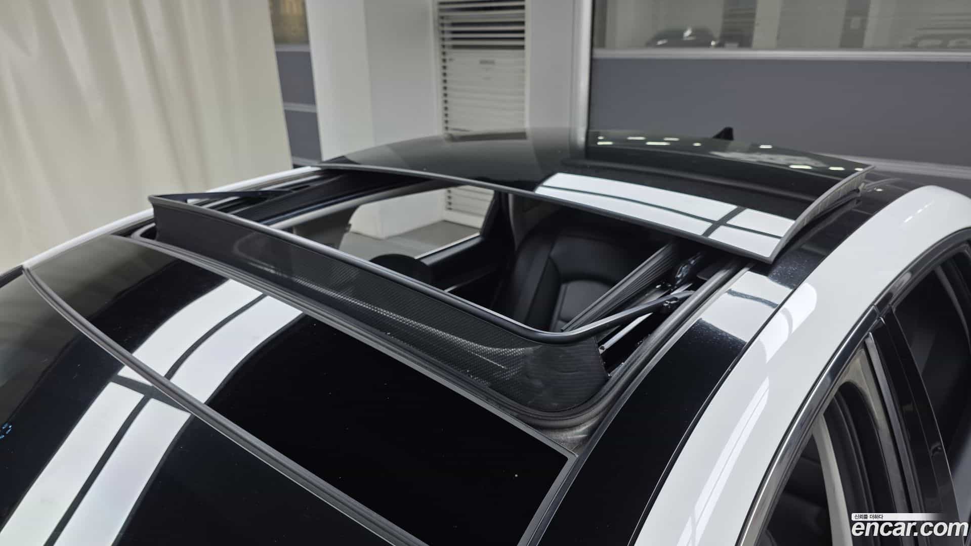 Grandeur Hyundai 2022.3-OPTION-023