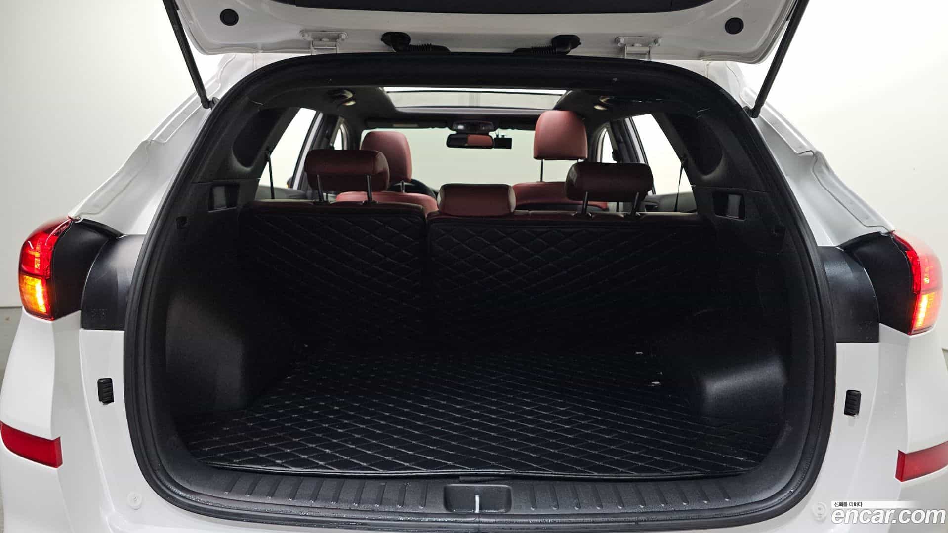 Tucson Hyundai 2019.4-OPTION-024