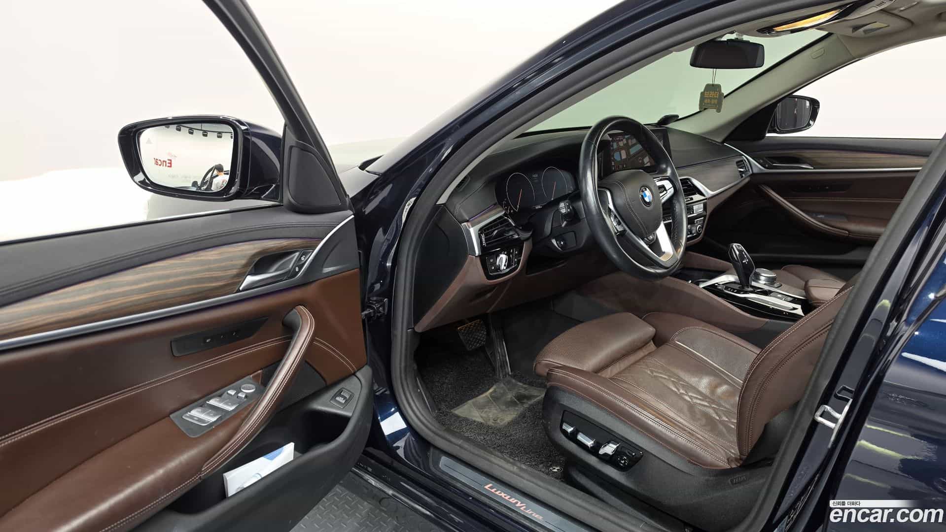 5-Series BMW 2019.7-INNER-010